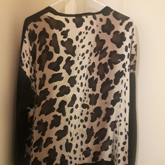 ST. john Leopard Blouse - Picture 3 of 3